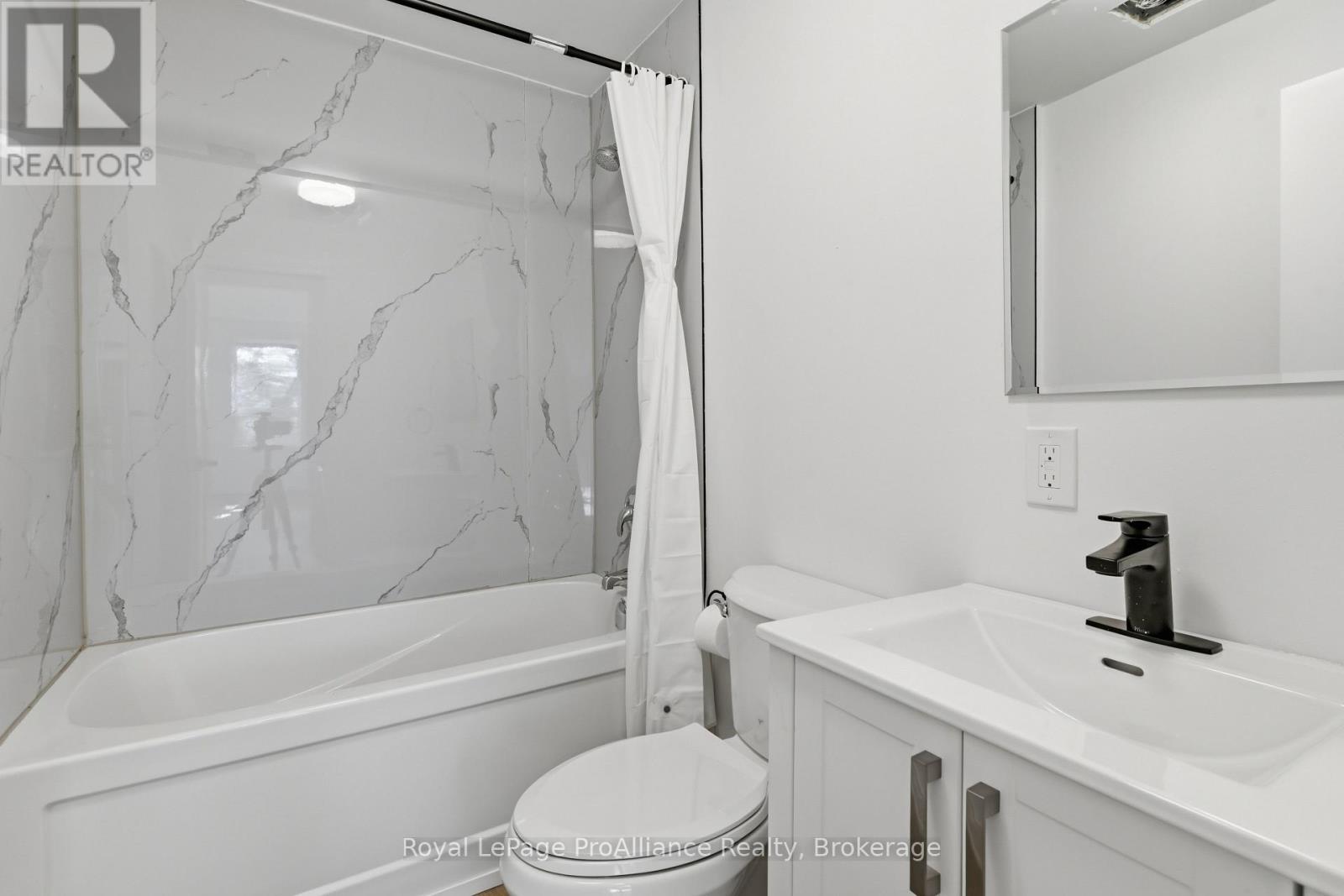 4 - 380 Park Street N, Peterborough (Town Ward 3), Ontario  K9H 4P8 - Photo 4 - X14125210