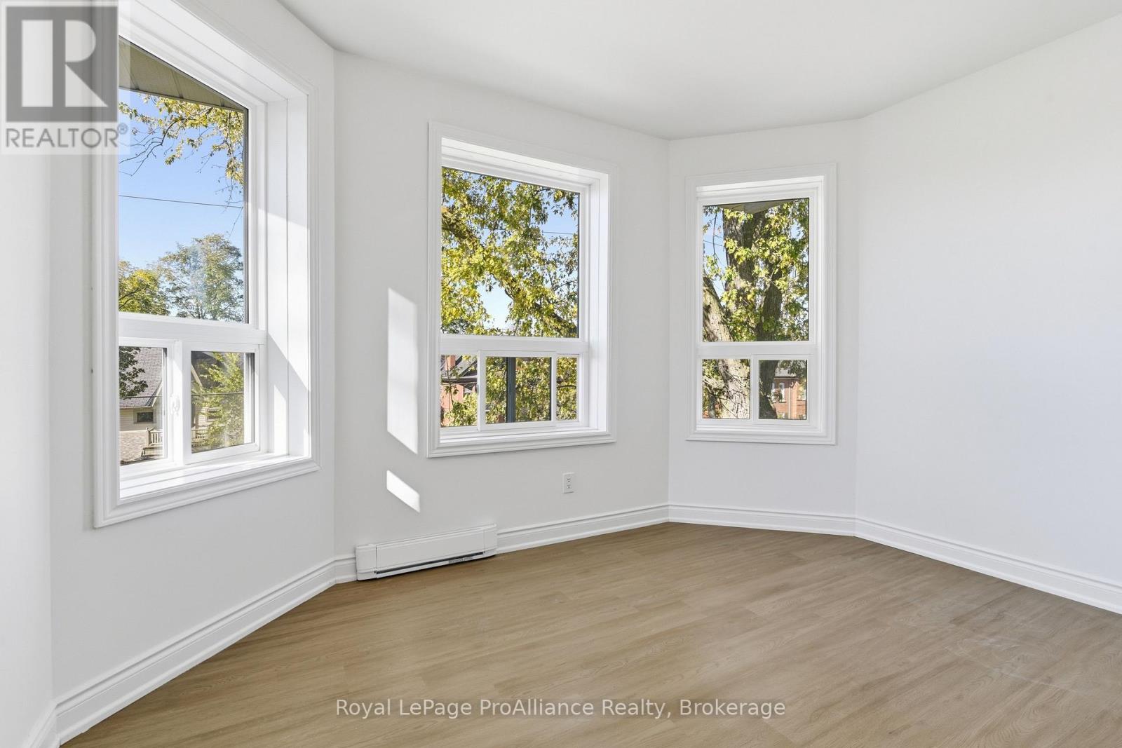4 - 380 Park Street N, Peterborough (Town Ward 3), Ontario  K9H 4P8 - Photo 5 - X14125210