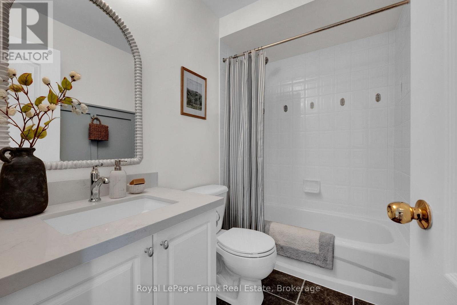 166 Harmer Drive, Clarington (Newcastle), Ontario  L1B 1P9 - Photo 39 - E14125362
