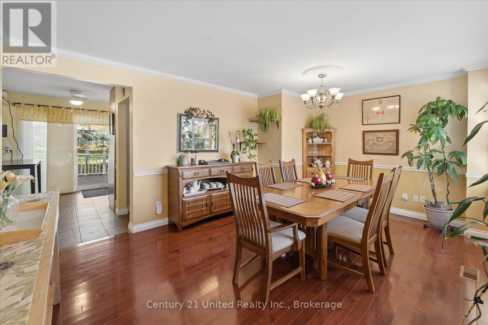 566 Sherbrooke Street, Peterborough (Town Ward 3), Ontario  K9J 2P5 - Photo 11 - X14125382