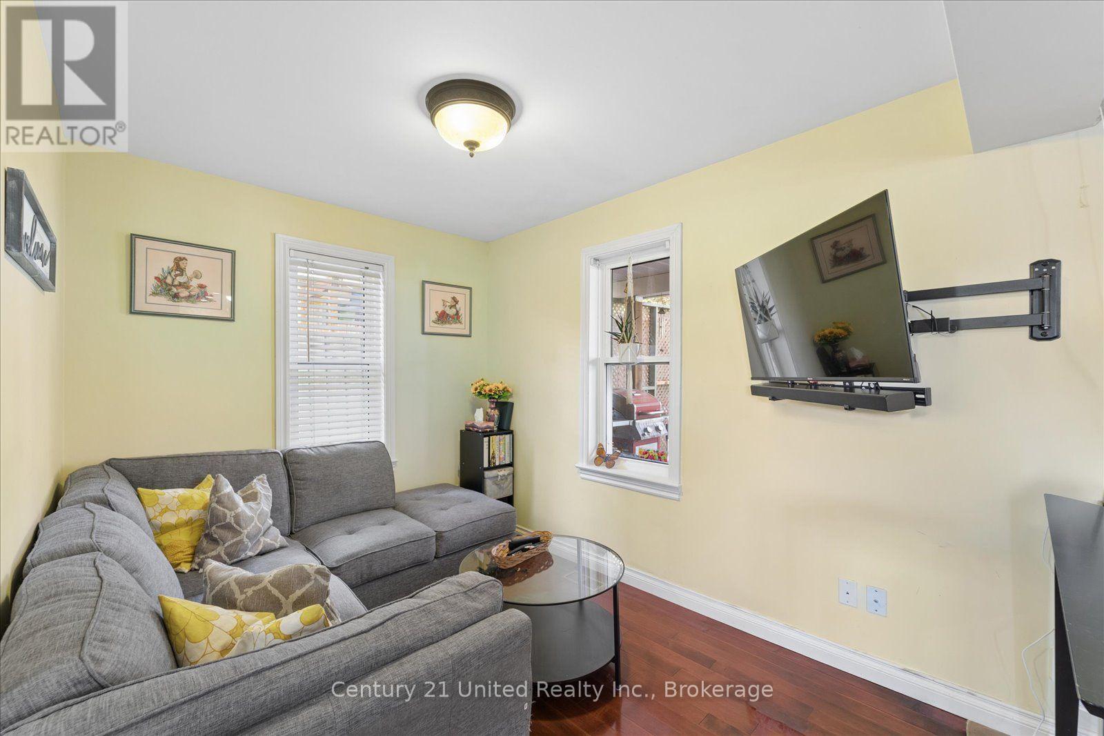 566 Sherbrooke Street, Peterborough (Town Ward 3), Ontario  K9J 2P5 - Photo 13 - X14125382