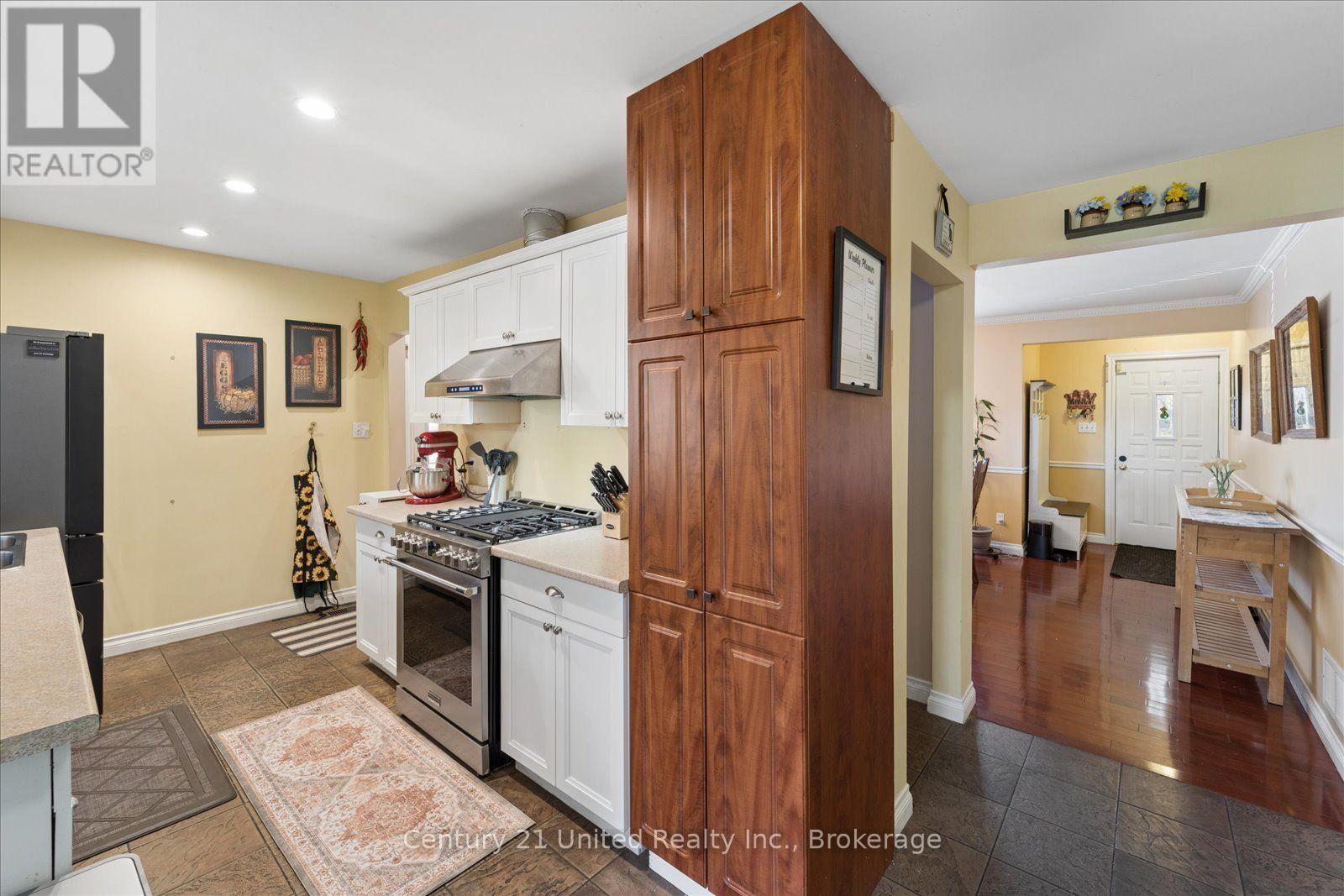 566 Sherbrooke Street, Peterborough (Town Ward 3), Ontario  K9J 2P5 - Photo 17 - X14125382