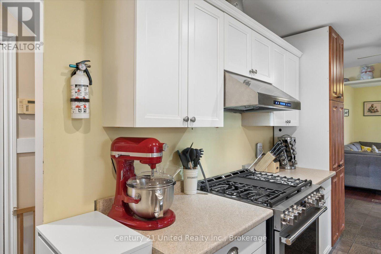 566 Sherbrooke Street, Peterborough (Town Ward 3), Ontario  K9J 2P5 - Photo 20 - X14125382