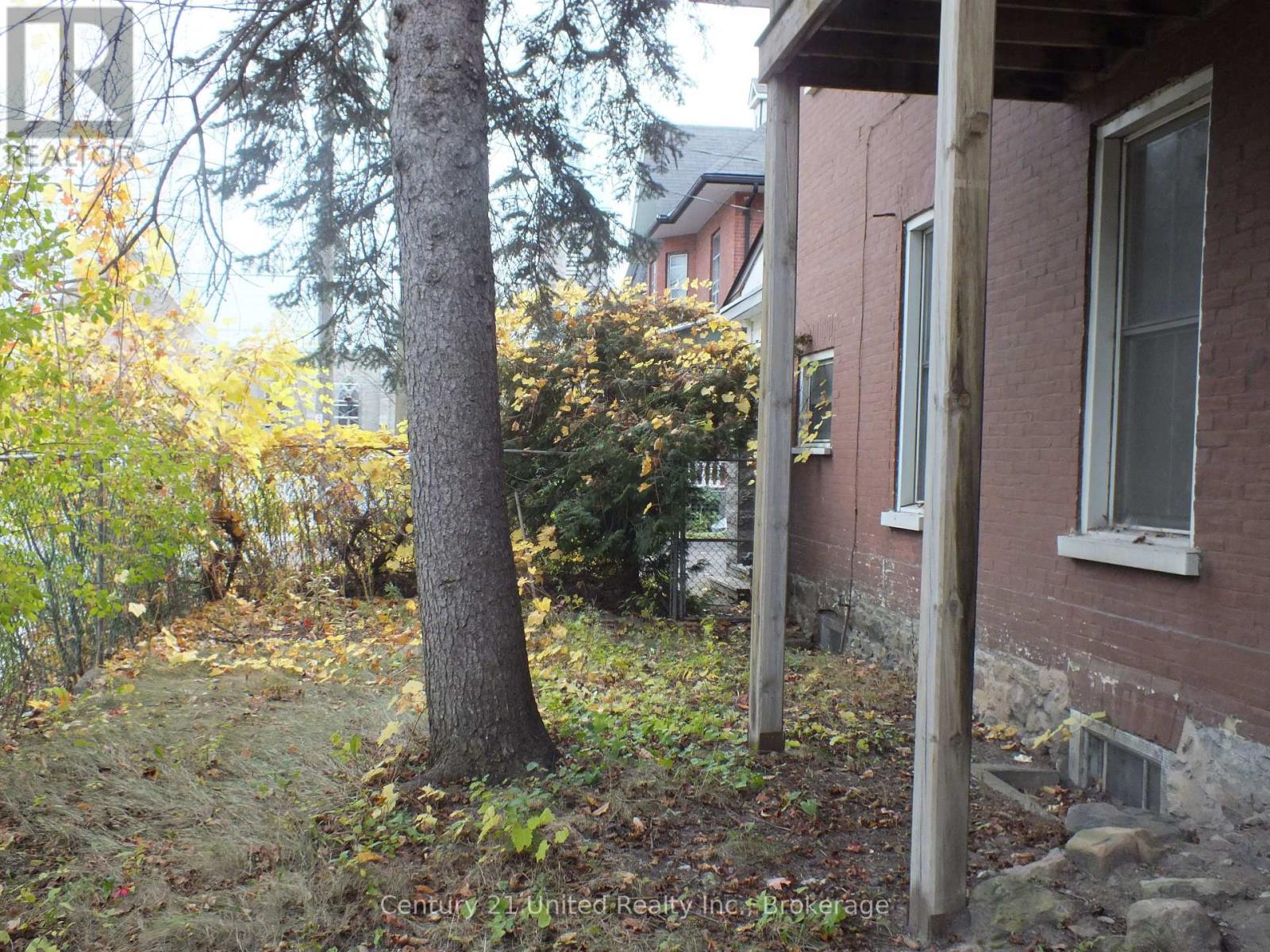 400 Downie Street, Peterborough (Town Ward 3), Ontario  K9H 4J3 - Photo 36 - X14126370
