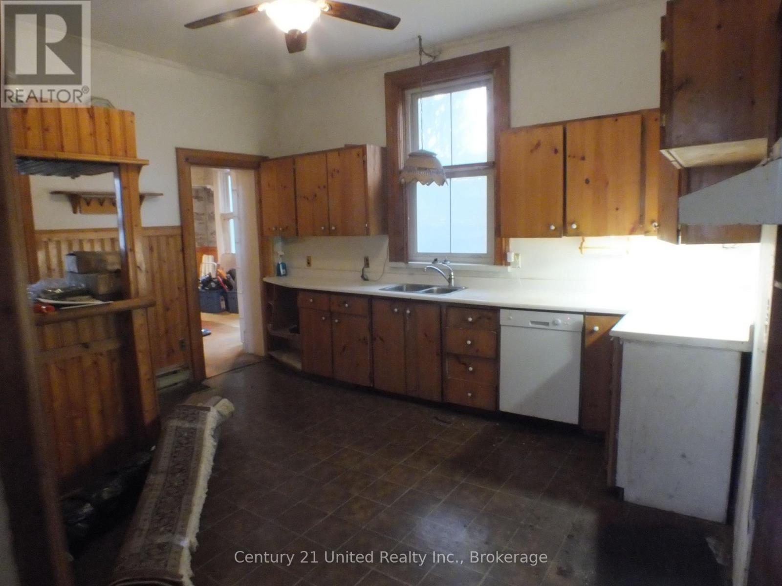 400 Downie Street, Peterborough (Town Ward 3), Ontario  K9H 4J3 - Photo 7 - X14126370