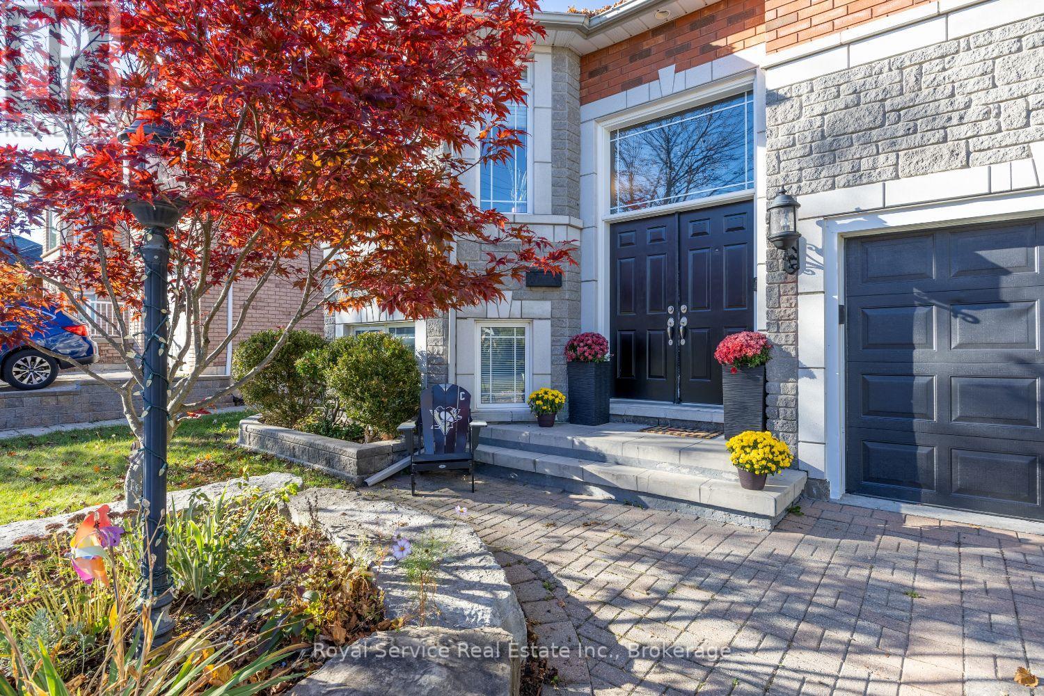 1636 Glenforest Boulevard, Peterborough (Monaghan Ward 2), Ontario  K9K 2L5 - Photo 3 - X14126808