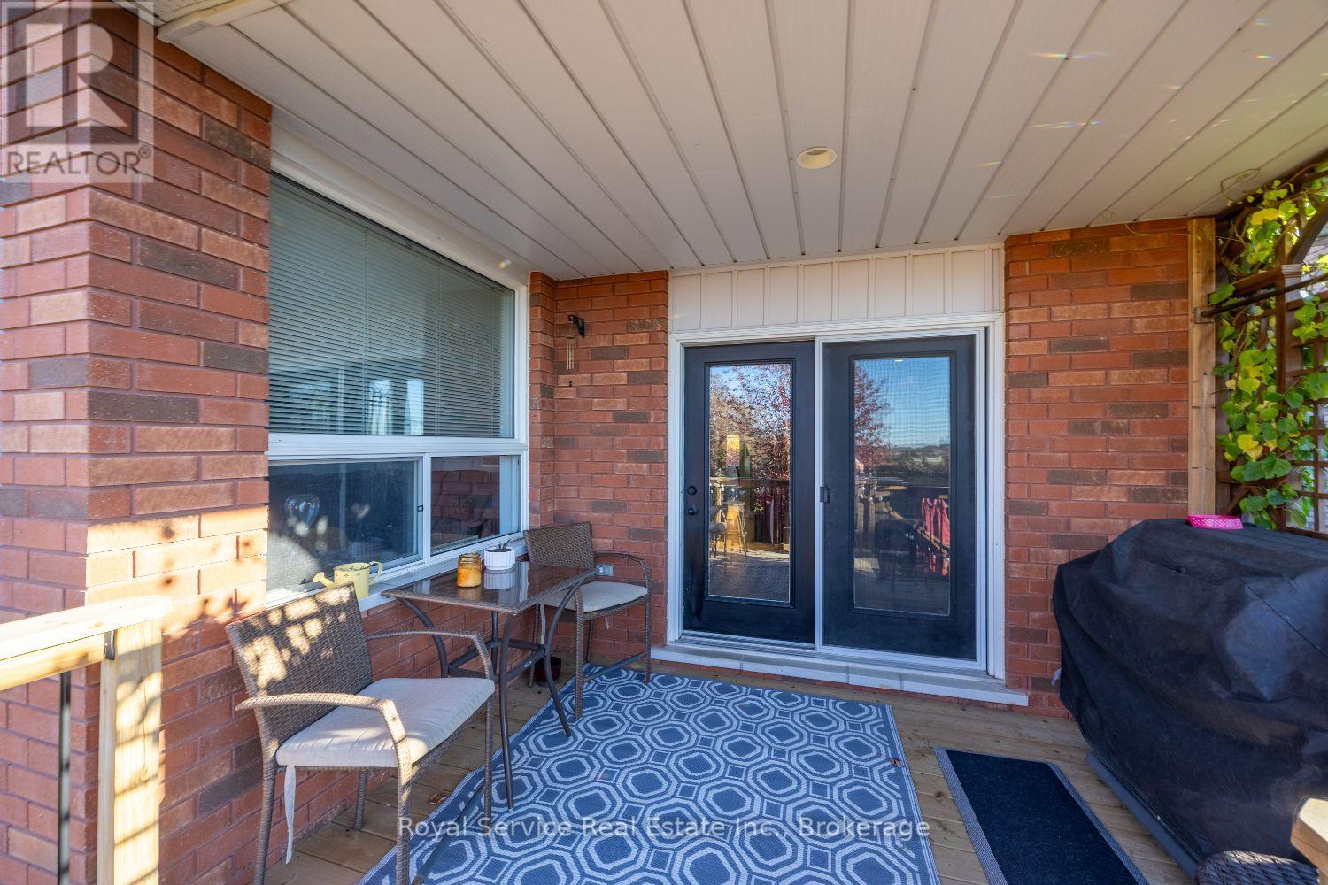 1636 Glenforest Boulevard, Peterborough (Monaghan Ward 2), Ontario  K9K 2L5 - Photo 4 - X14126808