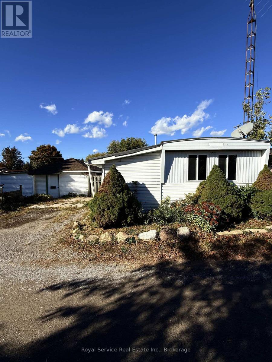 2 - 1037 ARTHUR STREET, clarington, Ontario