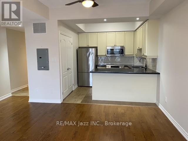 308 - 375 Lakebreeze Drive, Clarington (Newcastle), Ontario  L1B 0A3 - Photo 2 - E14129818