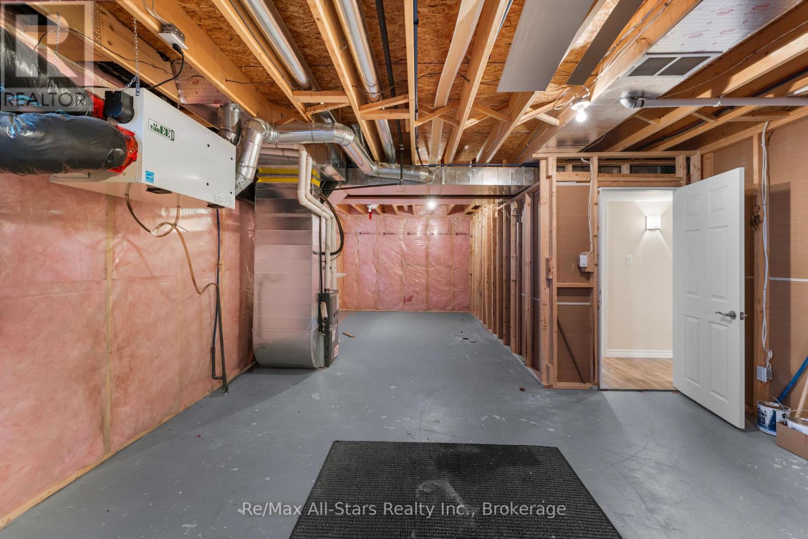 65 Liam Street, Kawartha Lakes (Lindsay), Ontario  K9V 0J4 - Photo 30 - X14132094
