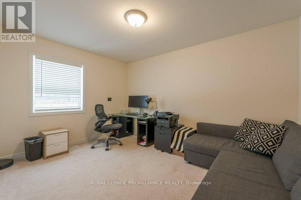 477 Grange Way, Peterborough (Northcrest Ward 5), Ontario  K9H 0H8 - Photo 36 - X14133434
