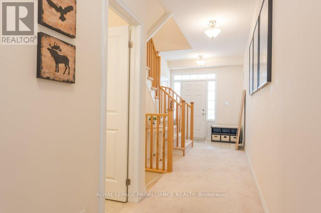 477 Grange Way, Peterborough (Northcrest Ward 5), Ontario  K9H 0H8 - Photo 8 - X14133434