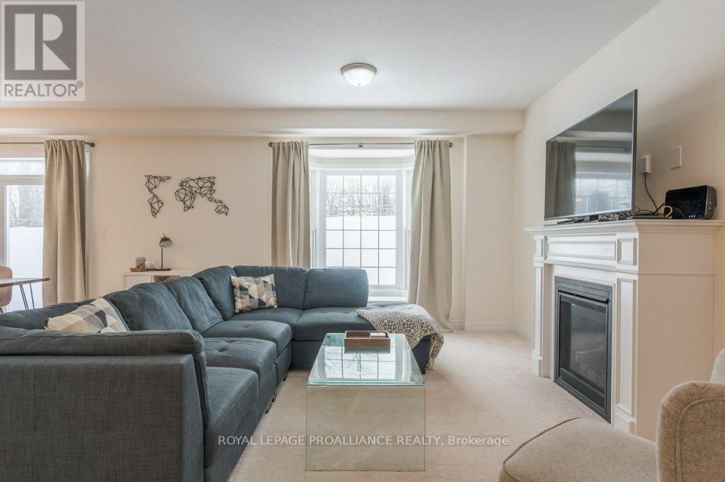 477 Grange Way, Peterborough (Northcrest Ward 5), Ontario  K9H 0H8 - Photo 9 - X14133434