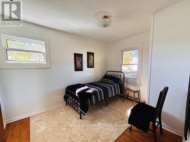 722 Gillespie Avenue, Peterborough (Otonabee Ward 1), Ontario  K9J 4B7 - Photo 10 - X14133724