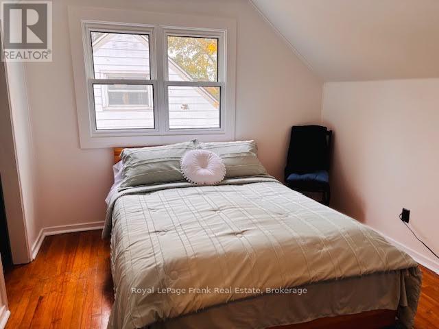 722 Gillespie Avenue, Peterborough (Otonabee Ward 1), Ontario  K9J 4B7 - Photo 12 - X14133724