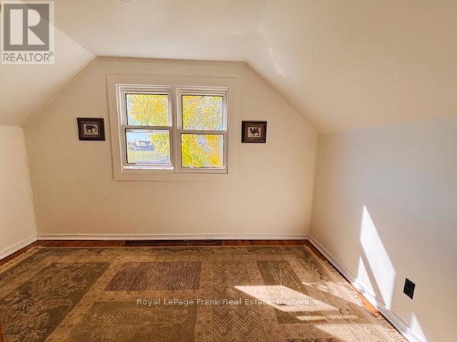 722 Gillespie Avenue, Peterborough (Otonabee Ward 1), Ontario  K9J 4B7 - Photo 14 - X14133724