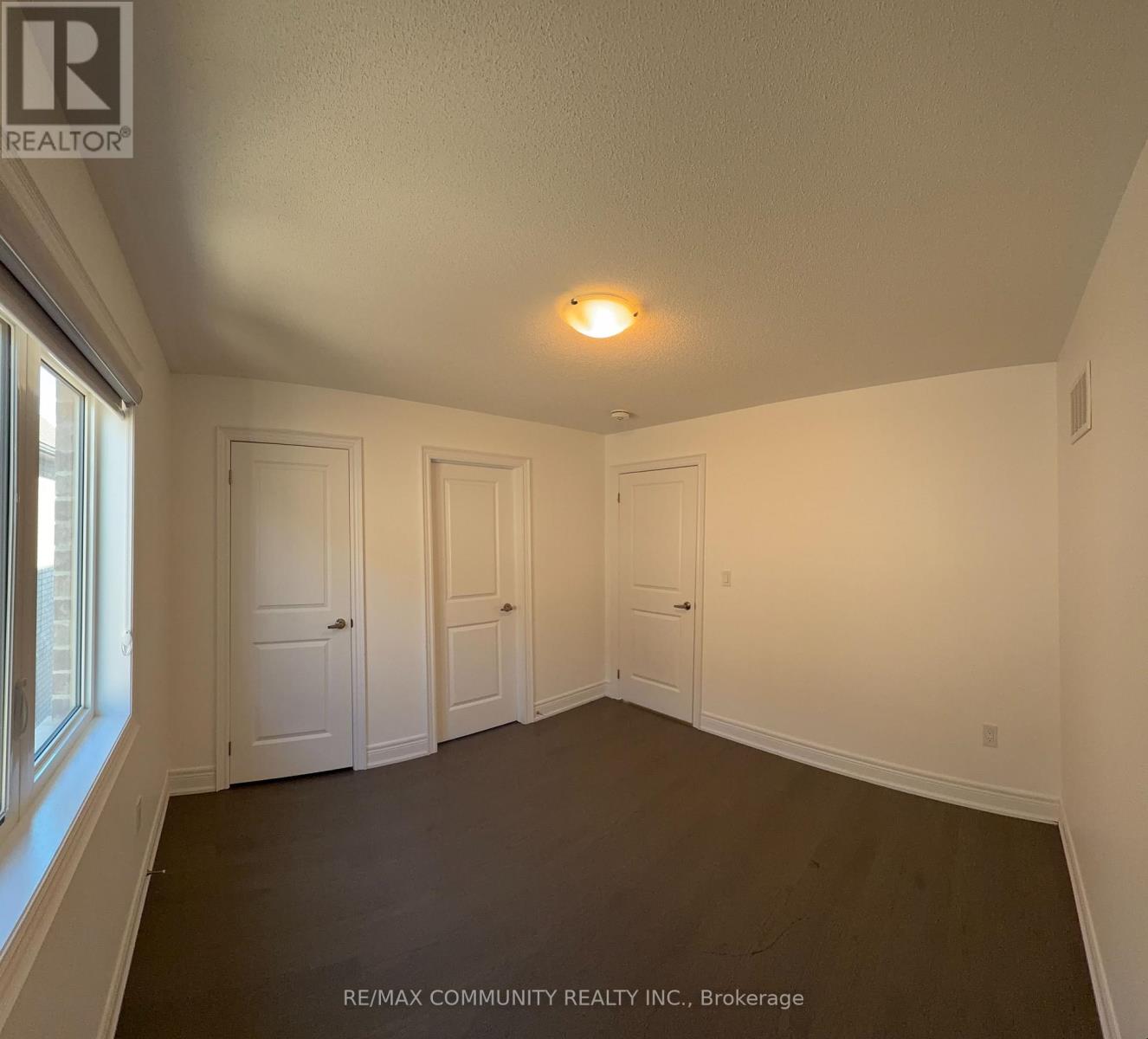 6 Wesley Brooks Street, Clarington (Newcastle), Ontario  L1B 0W4 - Photo 12 - E14134674