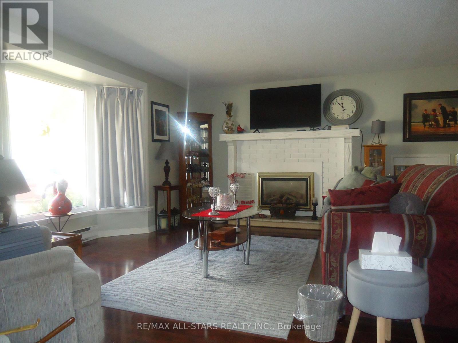 17 Pineridge Court, Clarington (Newcastle), Ontario  L1B 1B9 - Photo 10 - E14135472